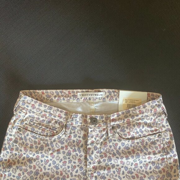 NWT TWENTY8TWELVE by Sienna Miller Beige Allover Printed Skinny Pants Sz 27 $295 - Picture 8 of 11